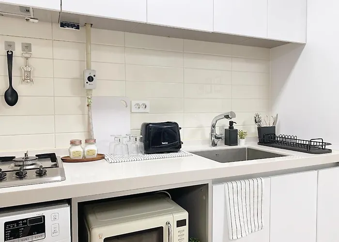 강남 선릉역 Foreststay Gangnam Seolleung Station 5 Minutes Coex Myeongdong Seongsu Hongdae Elevator *